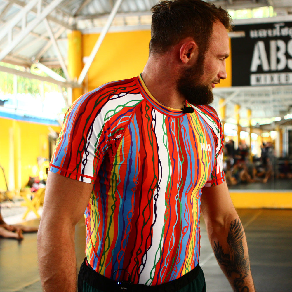 MA1 Chaotic Knit Short Sleeve Rashguard