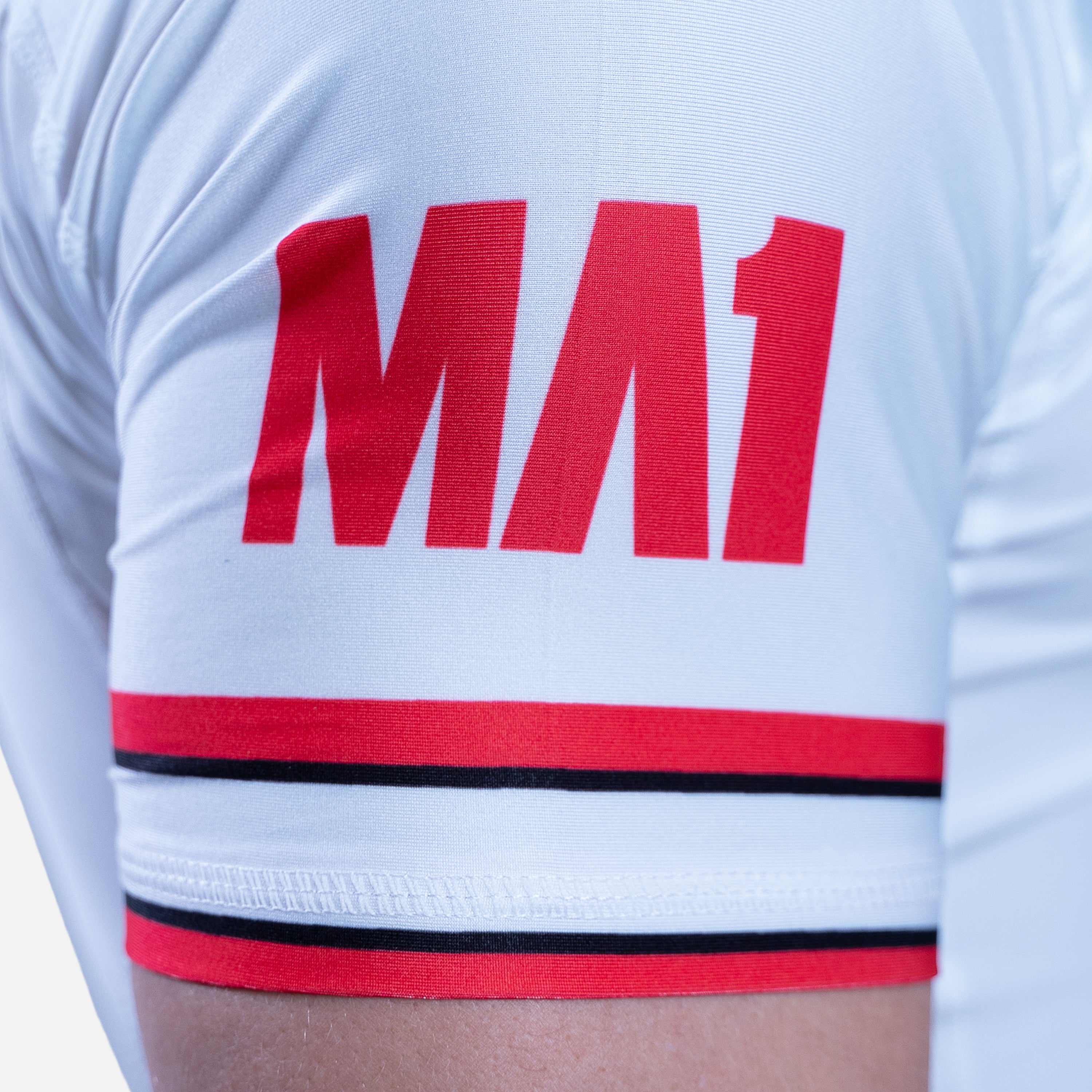 B-Team White Bulls Short Sleeve Rashguard