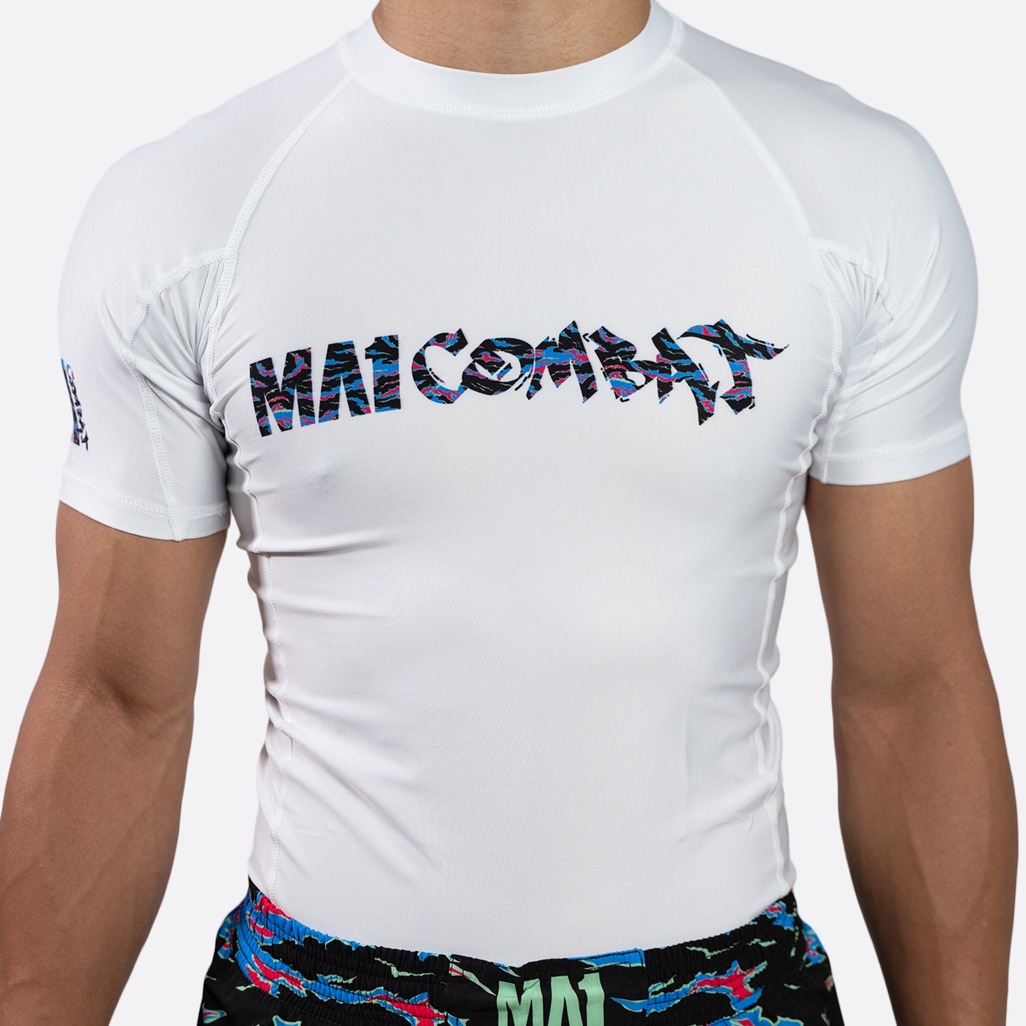 MA1 Camo Fire Logo White Short Sleeve Rashguard